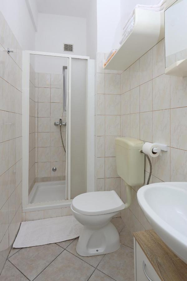 Apartments With A Parking Space Kornic, Krk - 415 외부 사진
