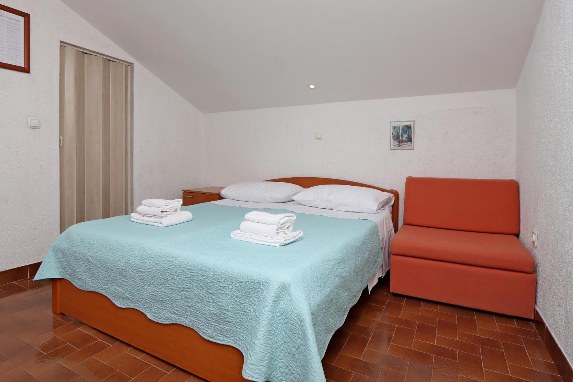 Apartments With A Parking Space Kornic, Krk - 415 외부 사진