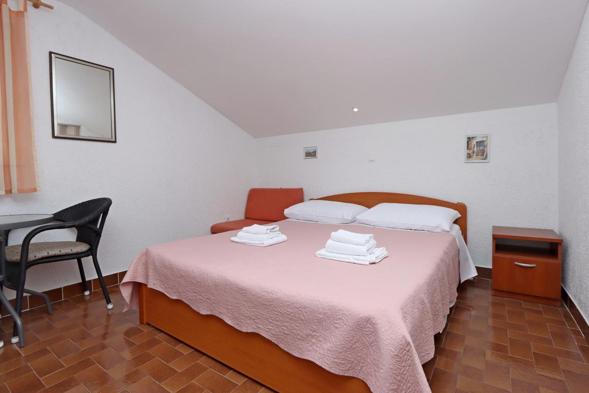 Apartments With A Parking Space Kornic, Krk - 415 외부 사진